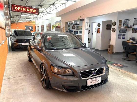 VOLVO C30 2.5 T5 TURBO GASOLINA 2P AUTOMÁTICO VOLVO C30 2.5 T5 TURBO GASOLINA 2P AUTOMÁTICO